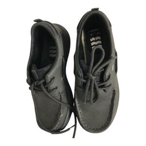 Sperry Boys Black Fairwater Plushwave Jr. Lace Up Boat Shoes in Size 1M